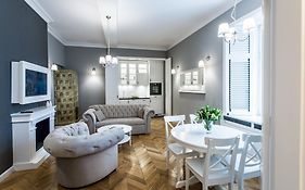Poznańska Metro Centrum Apartment